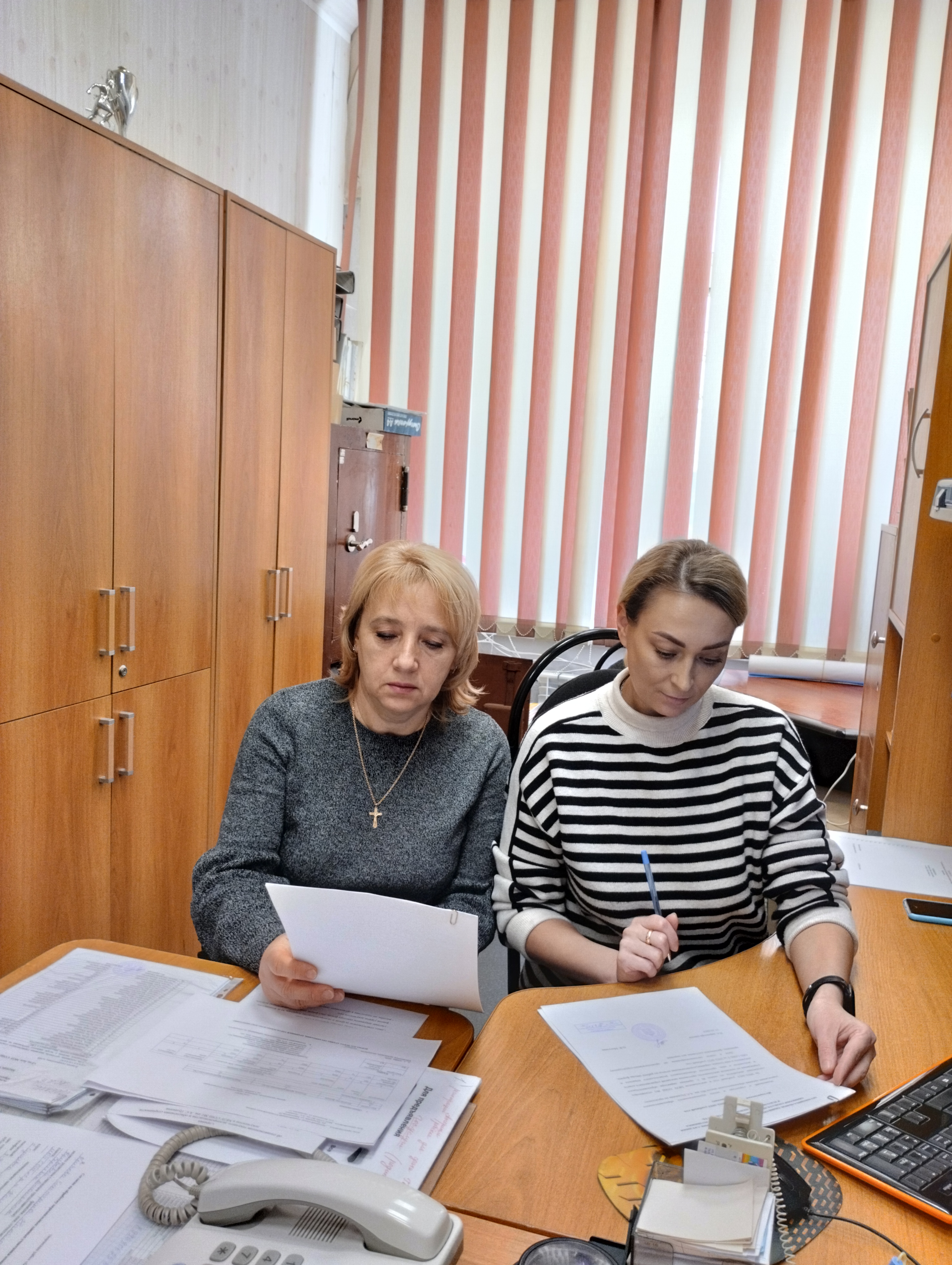 Заведующая архивным сектором Администрации Колышлейского района Наталия Каревская провела ознакомление с ведением делопроизводства Заведующая архивным сектором Администрации Колышлейского района Наталия Каревская провела ознакомление с ведением делопроизводства