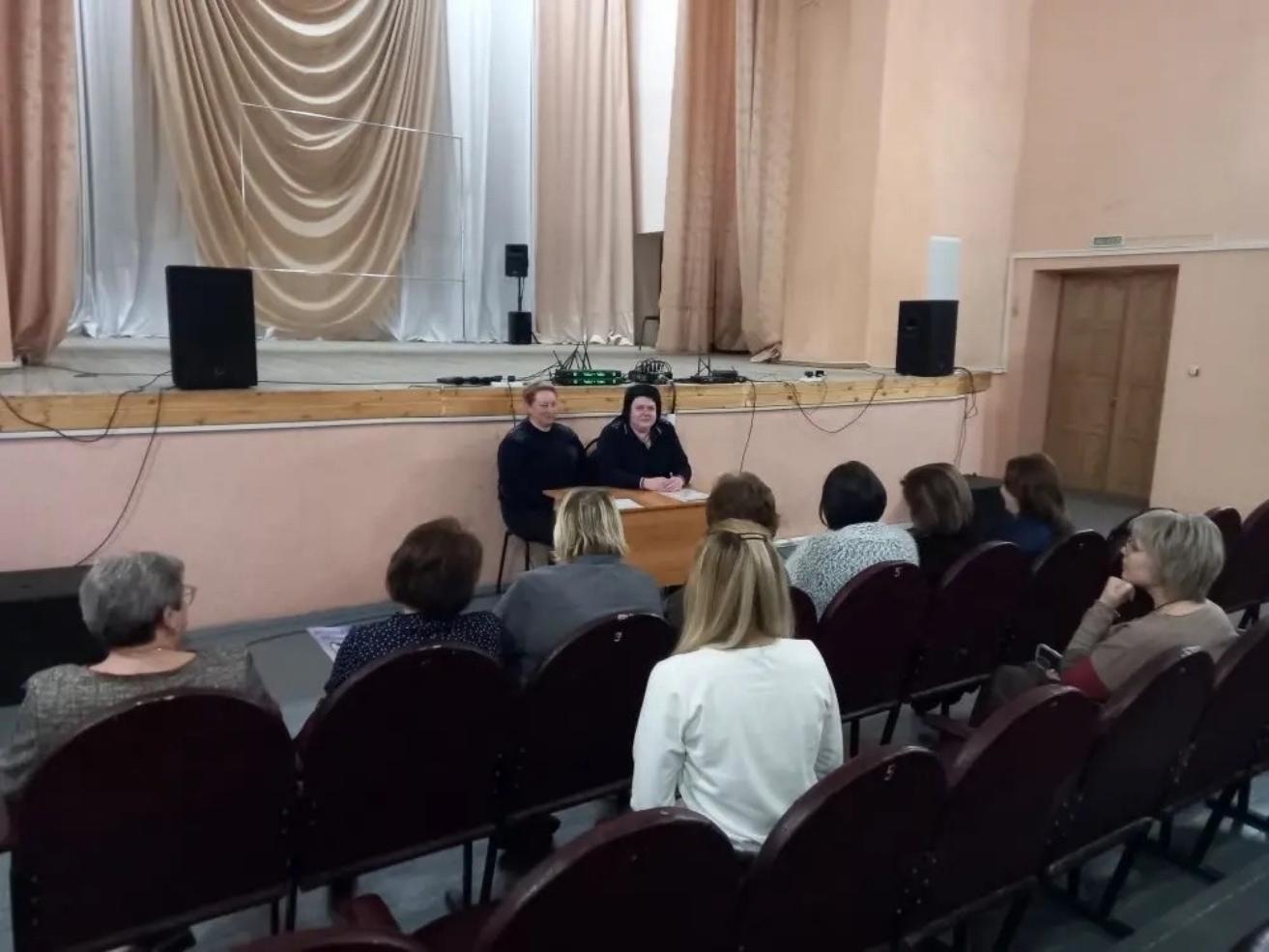 В районном Доме культуры 3 марта прошла важная встреча, собравшая специалистов учреждений культуры и представителей правоохранительных органов