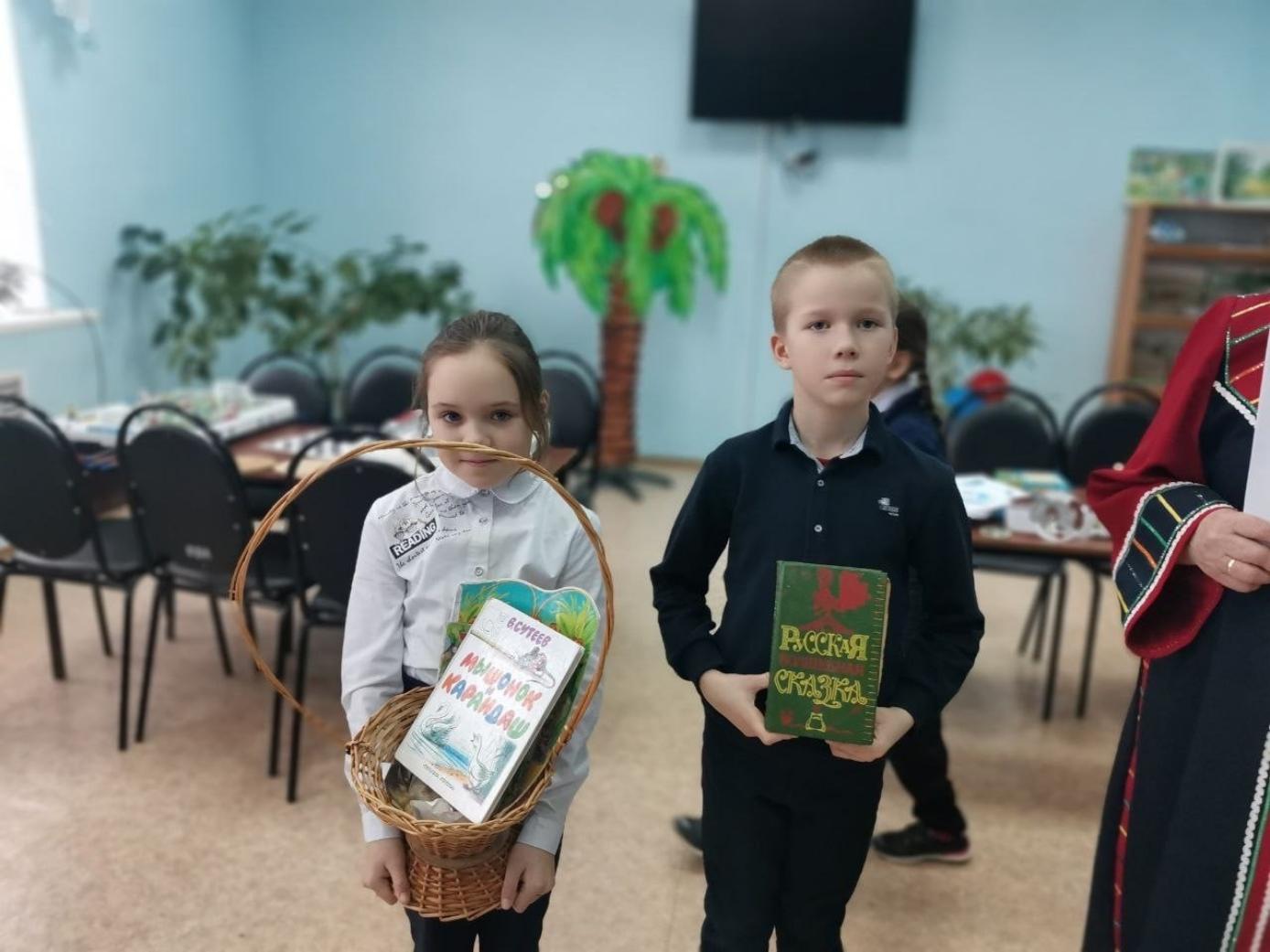 31 января в детском секторе РДК прошла квест-игра «По дорогам русских народных сказок» 31 января в детском секторе РДК прошла квест-игра «По дорогам русских народных сказок»