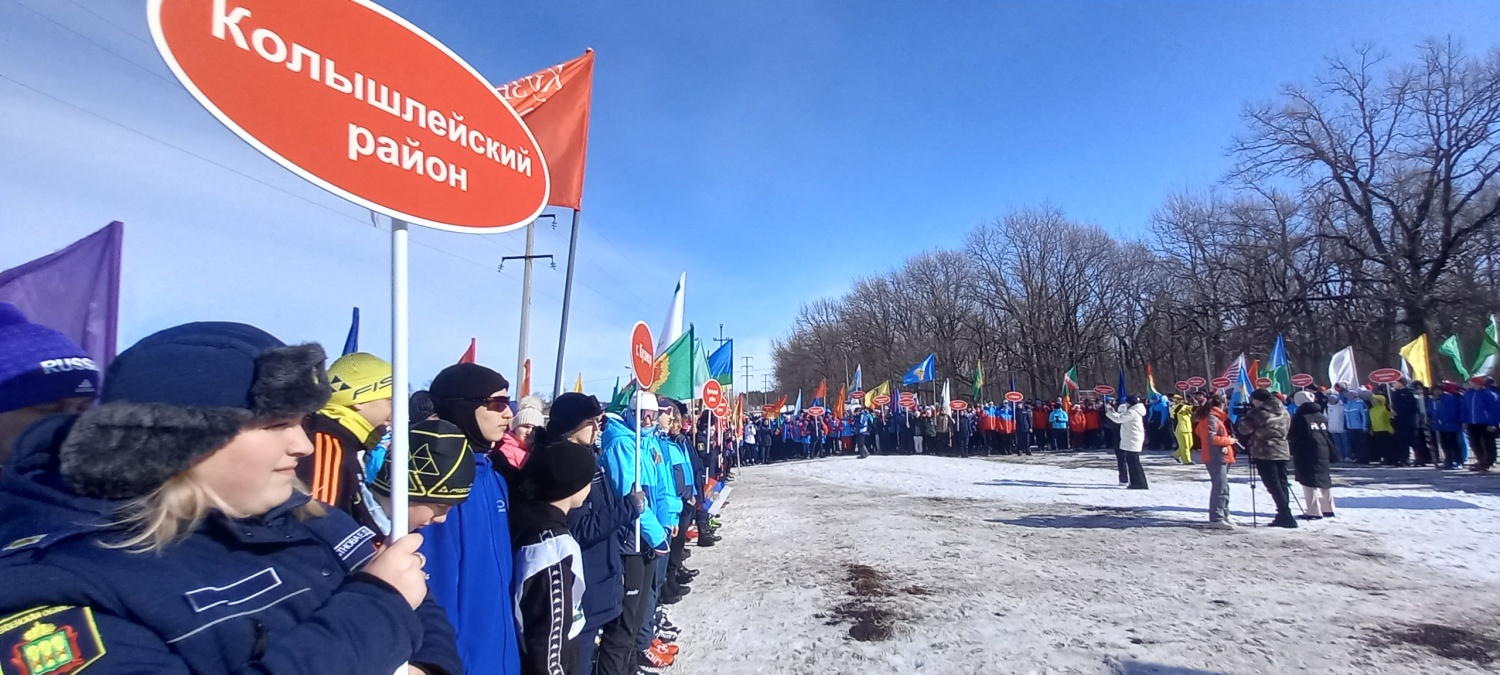 Команда Колышлейского района 2 марта приняла участие в XIII областной эстафете по лыжным гонкам 