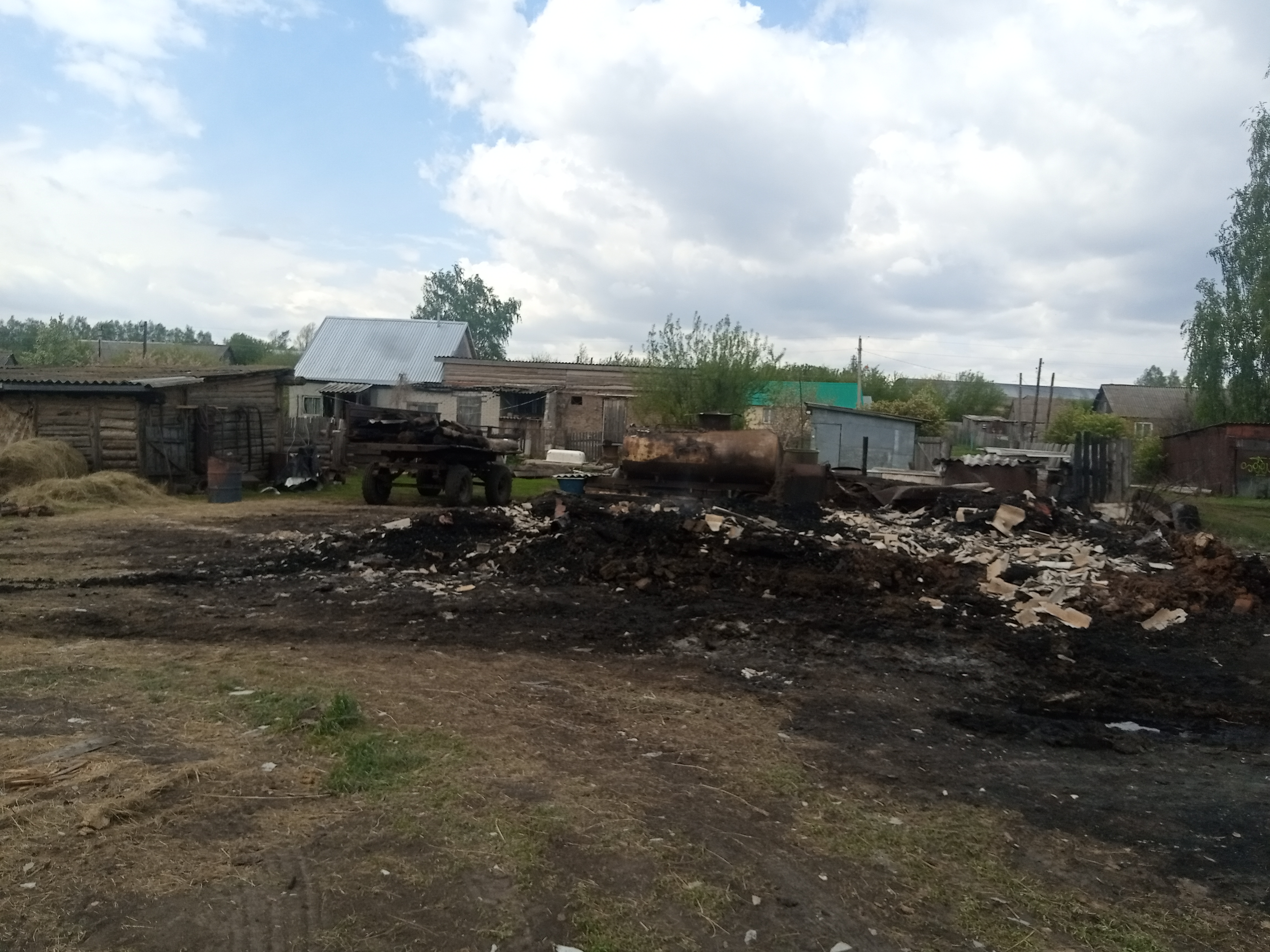 Пожары в жилых домах, квартирах возникают