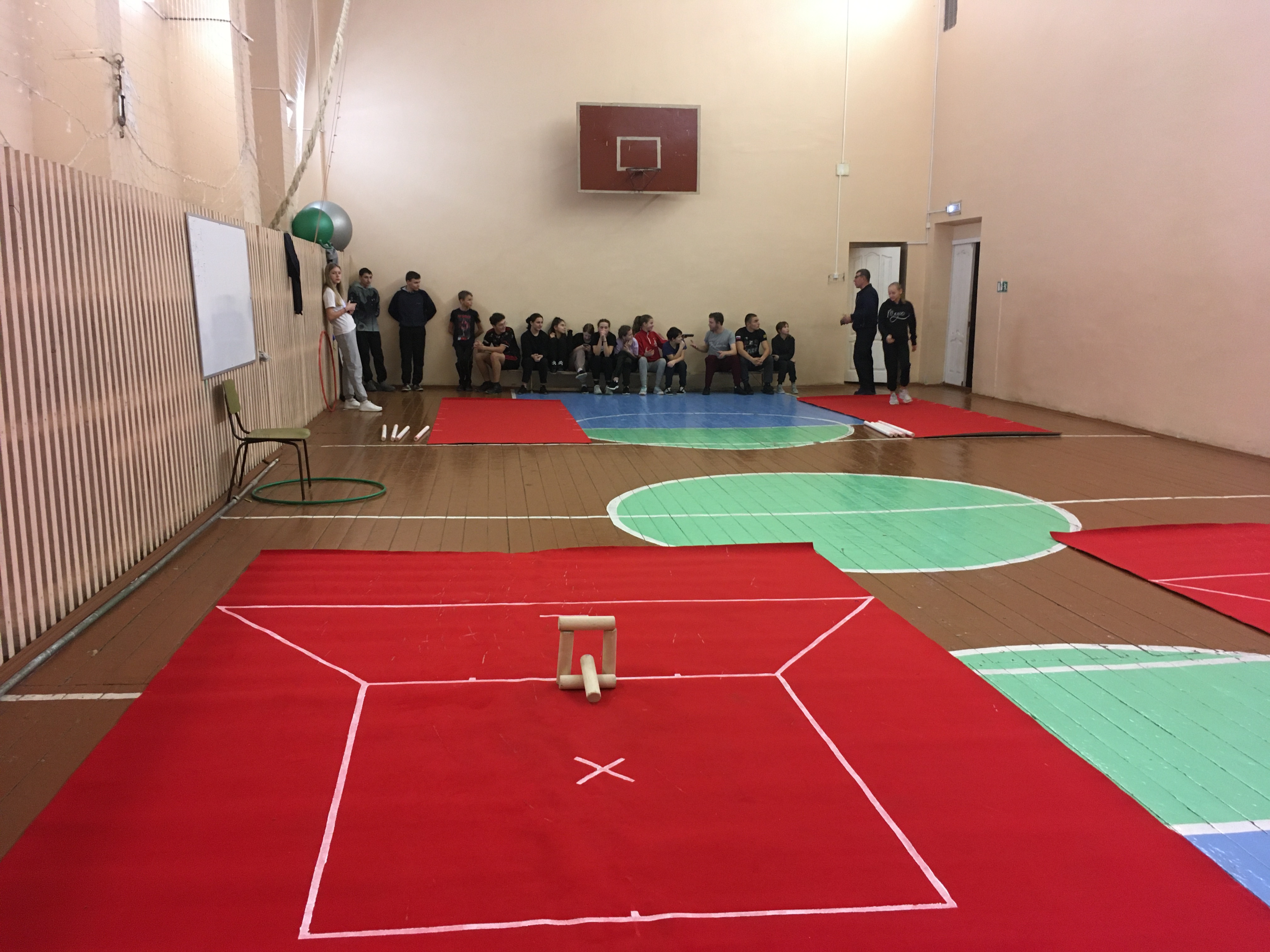На базе МОУ СОШ с.Трескино и МОУ СОШ с.Телегино прошел турнир по городошному спорту
