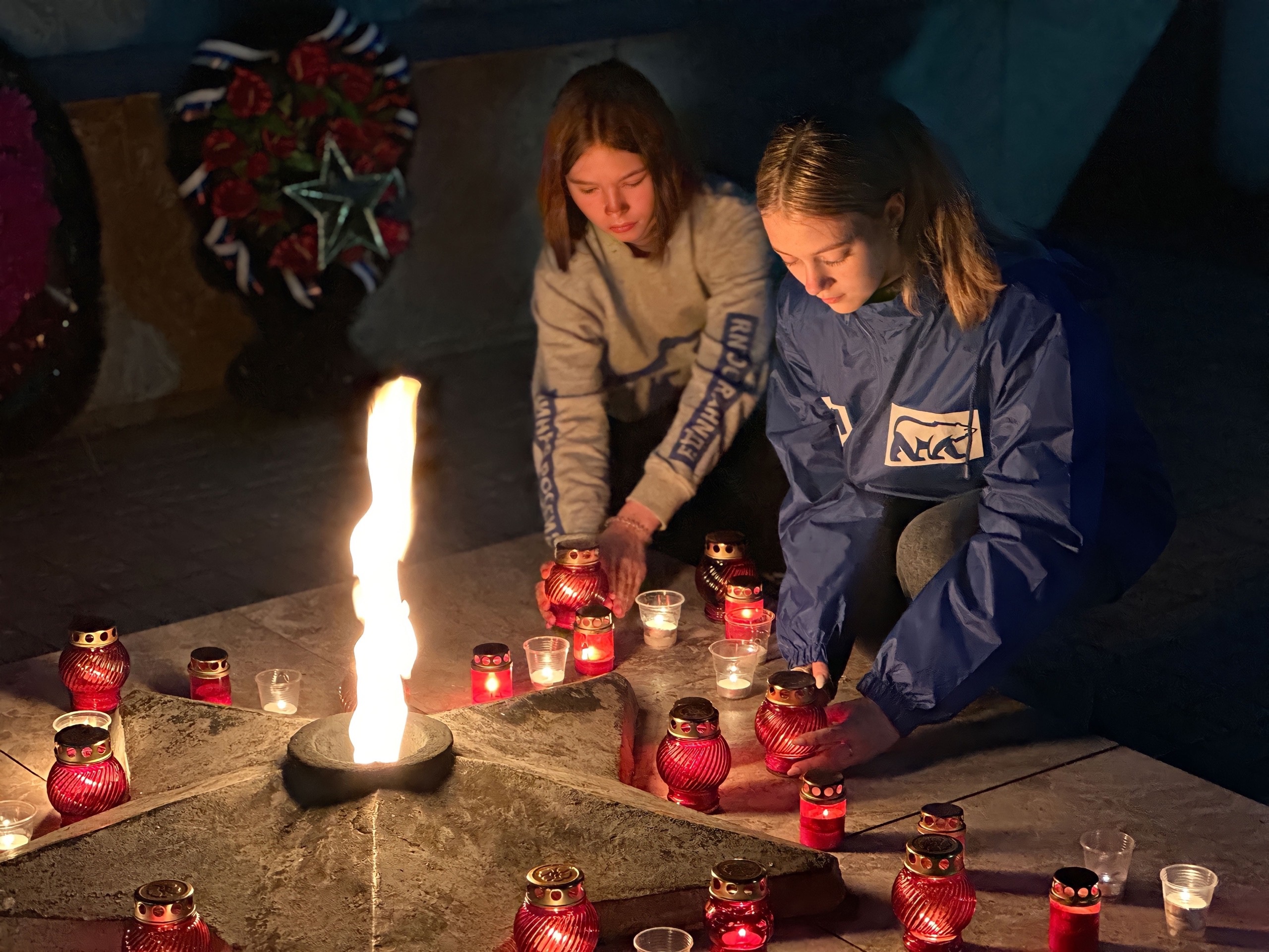 21 июня 2023 года активисты «Молодой Гвардии», вместе с членами партия «Единая Россия» и Администрацией Колышлейского района провели акцию «Свеча Памяти». 21 июня 2023 года активисты «Молодой Гвардии», вместе с членами партия «Единая Россия» и Администрацией Колышлейского района провели акцию «Свеча Памяти».