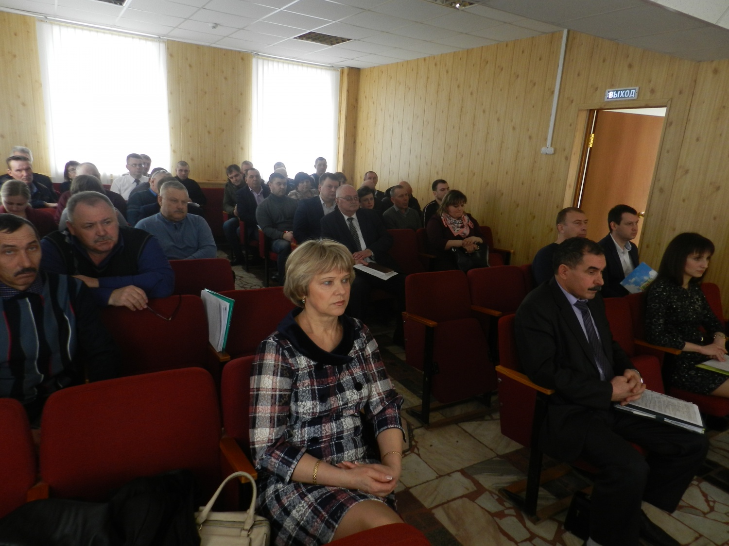 В Администрации Колышлейского района 3 апреля 2019 года в преддверии старта сезонных полевых работ прошел зональный семинар с сельхозтоваропроизводителями Колышлейского, Пензенского, Шемышейского, Лопатинского, М-Сердобинского, Сердобского и Бековского ра
