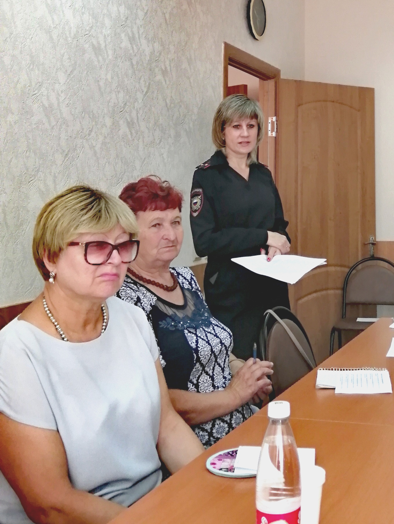 В Центре общения старшего поколения Колышлейского района19 июля прошла  встрече с оперуполномоченным отделения уголовного розыска 