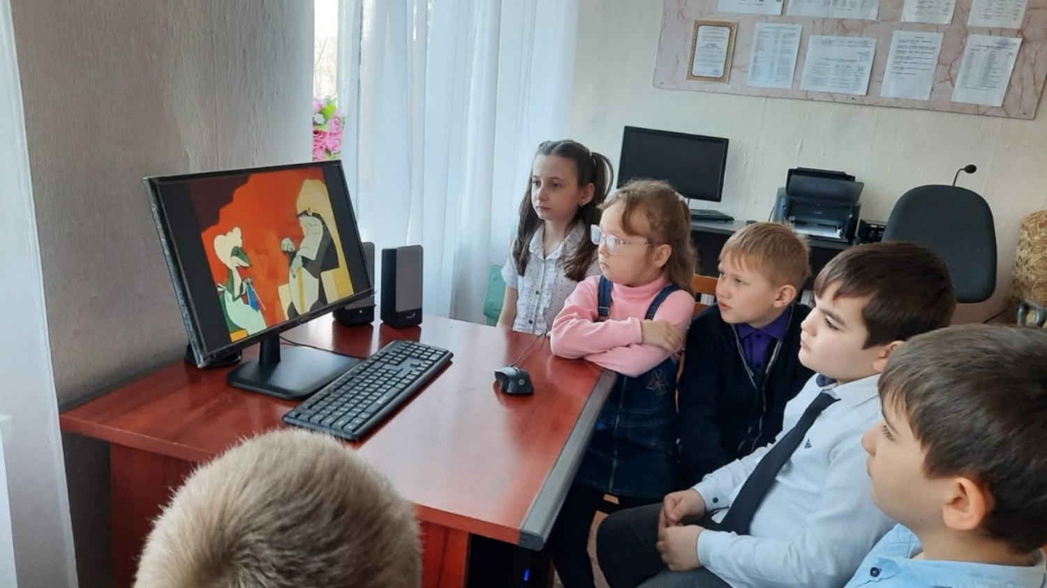 В рамках Всемирного дня защиты прав потребителей в ООШ с. Халтурино - филиале МОУ СОШ с. Телегино для обучающихся 5 - 9 классов прошёл познавательный час "Грамотный потребитель"