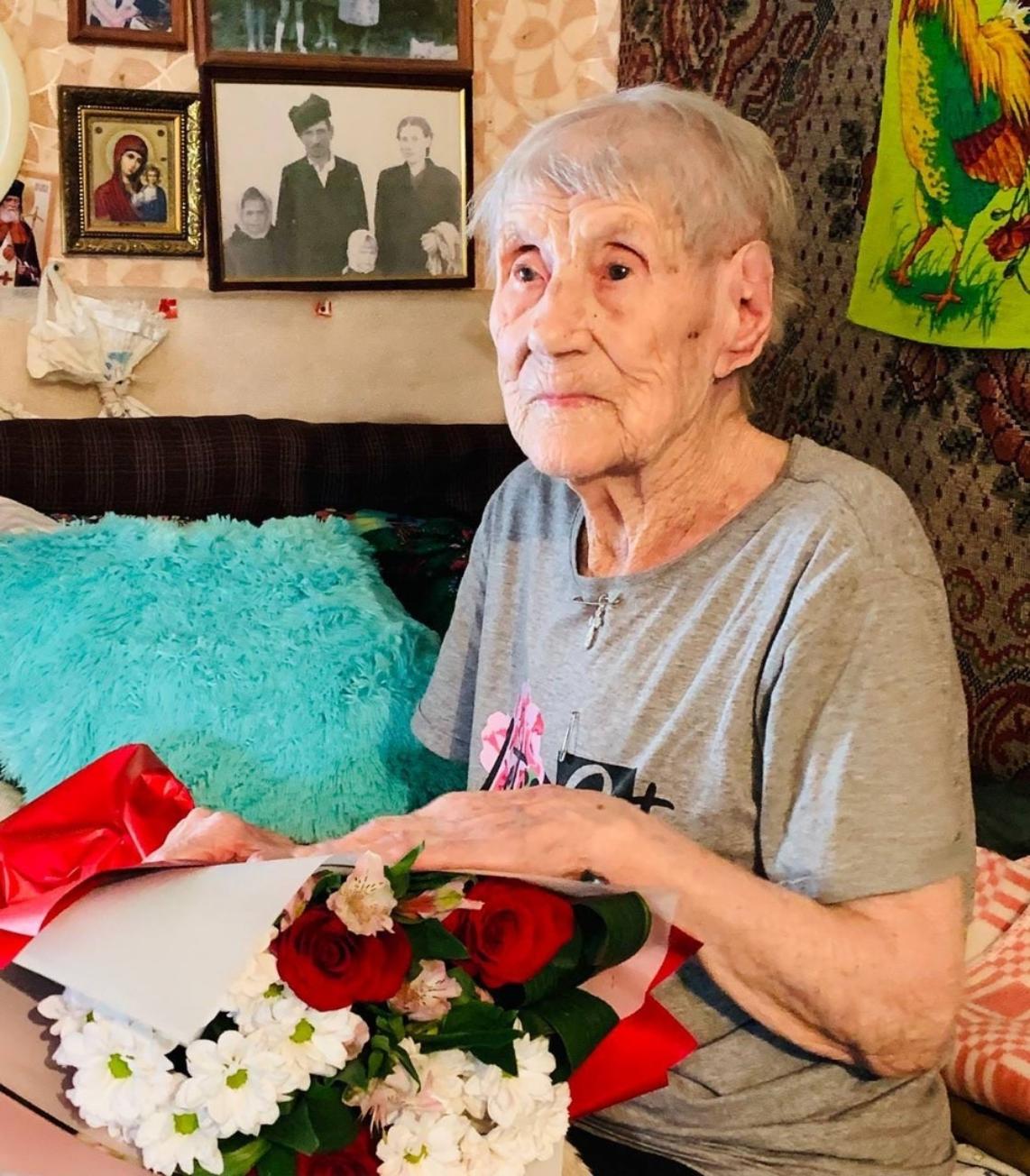 Сегодня свой 100 - летний юбилей отмечает жительница села Трескино Анастасия Федоровна Волчкова