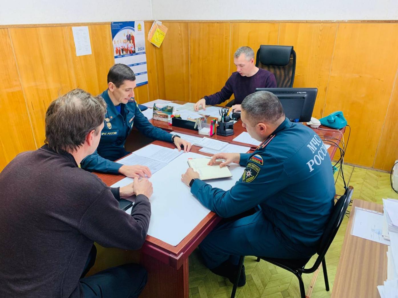 В рамках стабилизации обстановки с пожарами на территории Колышлейского района, заместителем главного государственного инспектора Пензенской области по пожарному надзору А.В. Бабышиным и главным государственным инспектором Колышлейского и Малосердобинског