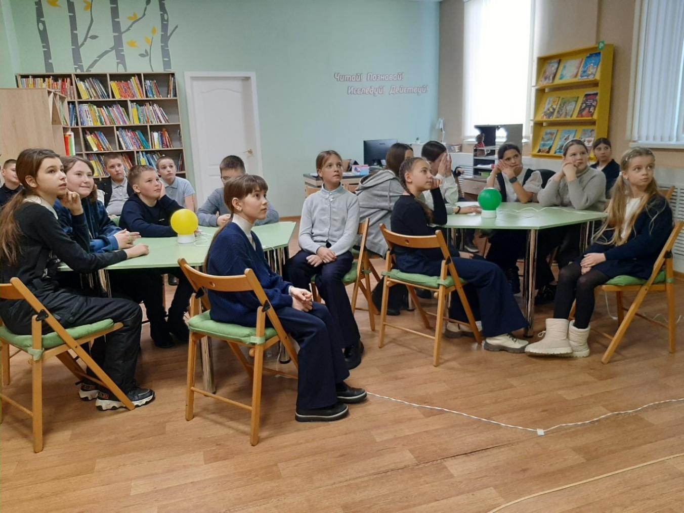 В районной библиотеке 16 февраля 2024 года команды учащихся 5 «В» класса сразились в брейн-ринге «Люби и знай родной свой край» В районной библиотеке 16 февраля 2024 года команды учащихся 5 «В» класса сразились в брейн-ринге «Люби и знай родной свой край»