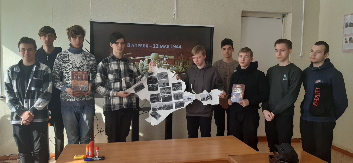 Библиотекарь Филиала №7 МУК МЦРБ Заломнова О.А. и менеджер Филиала №1 МУК МЦРДК Кузнецова Т.А. провели урок патриотизма Библиотекарь Филиала №7 МУК МЦРБ Заломнова О.А. и менеджер Филиала №1 МУК МЦРДК Кузнецова Т.А. провели урок патриотизма