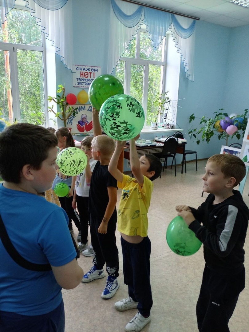 22 июня в детском секторе РДК прошли игровые познавательные программы: «Военный эшелон и «Азбука Победы»