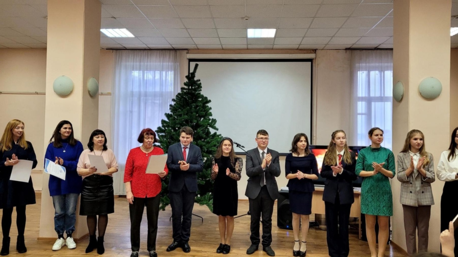 23 декабря 2022 года, в историческом здании Областной библиотеки им. М. Ю. Лермонтова г. Пензы состоялся VII региональный конкурс ведущих концертных программ "Во весь голос"