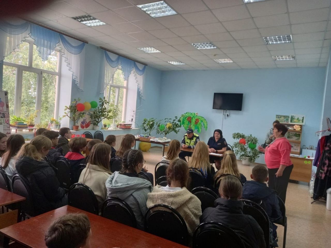 В детском секторе районного Дома культуры 14 сентября состоялось заседание любительского объединения «Щит и меч»