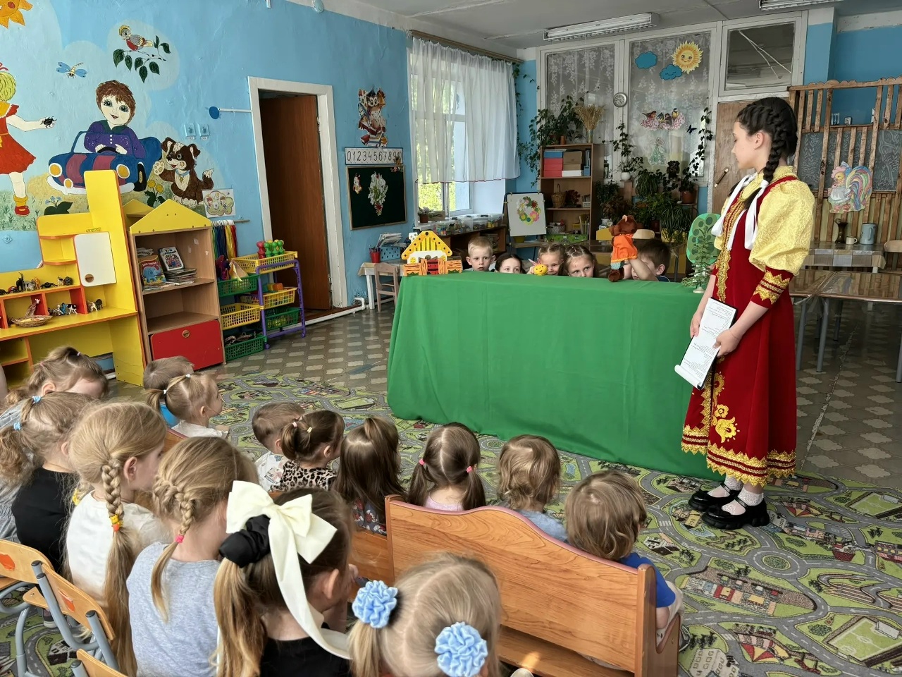 В районной библиотеке 25 мая »  состоялся спектакль по мотивам русской народной сказки «Колобок»