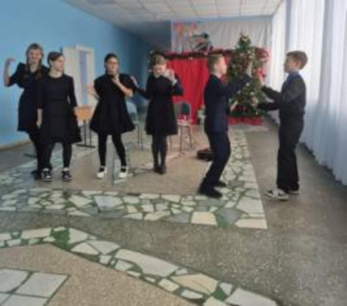 Рождественские посиделки «Свет небесного чуда» прошли 5 января 2026 года в  МОУ СОШ с.Березовка