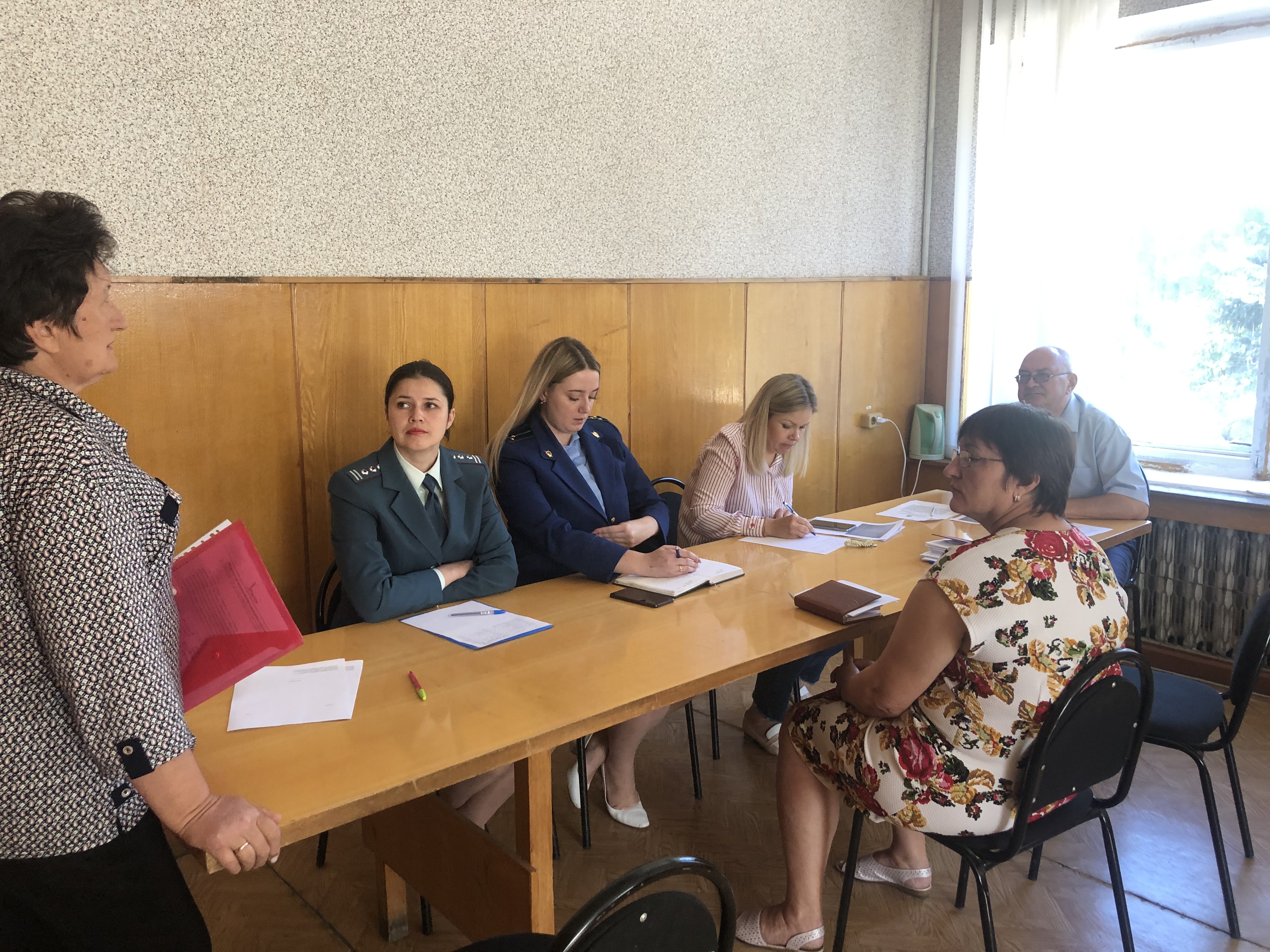 В Администрации Колышлейского района 4 сентября состоялось заседание Межведомственной комиссии по организации мероприятий, направленных на снижение неформальной занятости и легализации «теневой» заработной платы