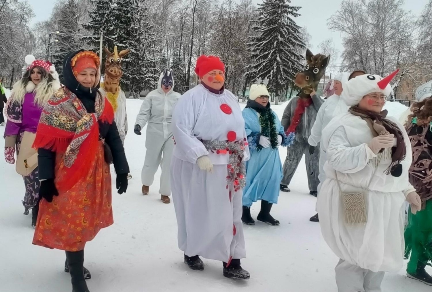 23 декабря Центральная площадь посёлка Колышлей превратилась в настоящую сказку! 23 декабря Центральная площадь посёлка Колышлей превратилась в настоящую сказку!