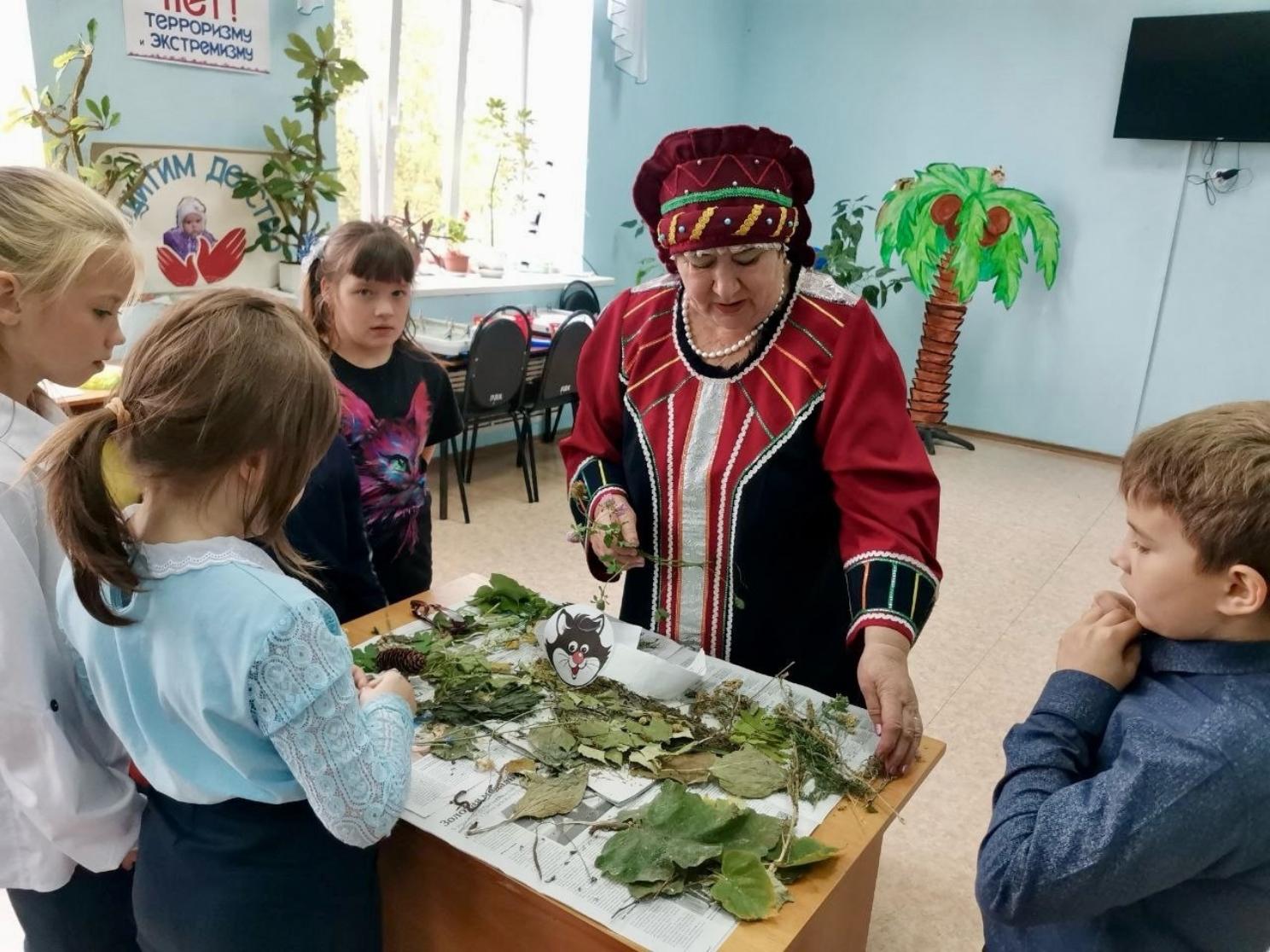 В любительском объединении «Почемучка» детского сектора РДК 16 октября 2024 года прошла познавательно-развлекательная программа 
