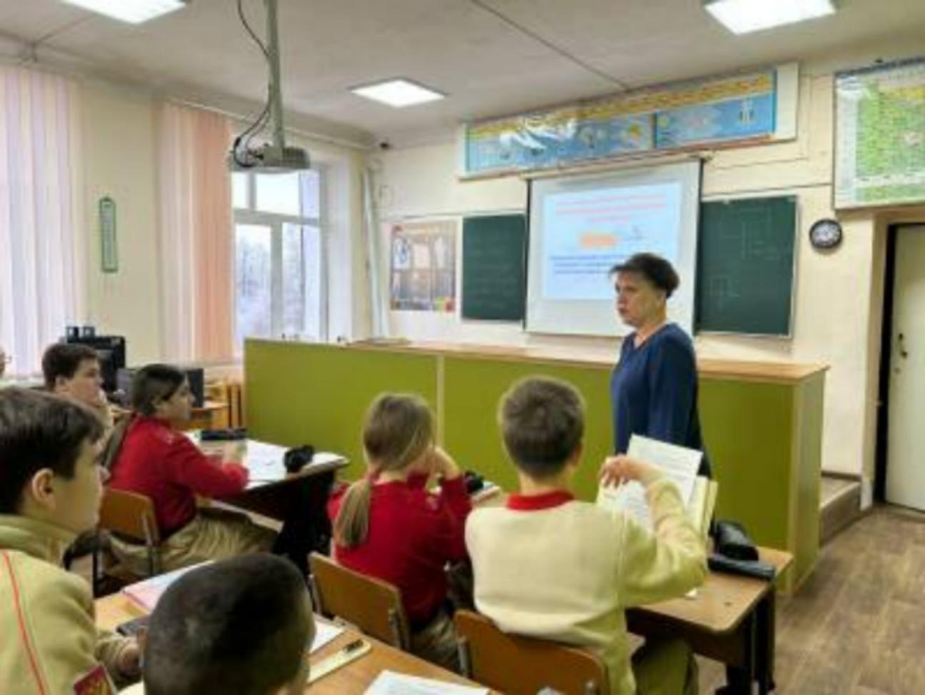 В МОУ СОШ №1 р. п. Колышлей состоялось районное методическое объединение учителей физики