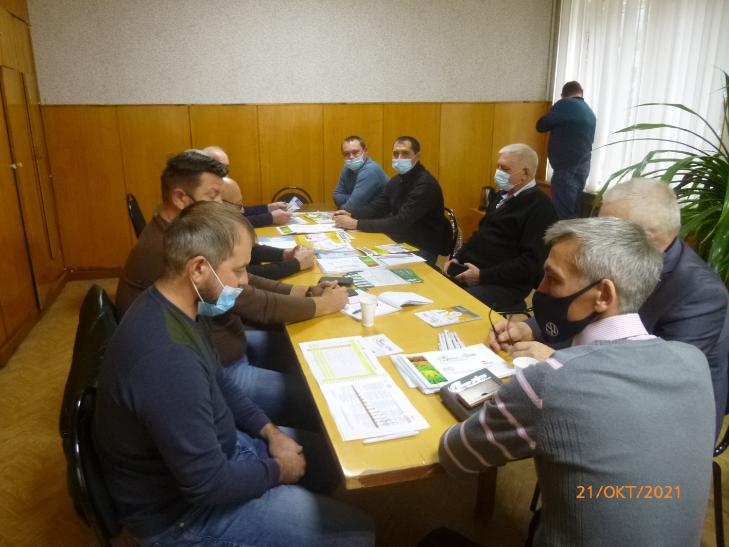 В районной администрации состоялось совещание с сельхозтоваропроизводителями