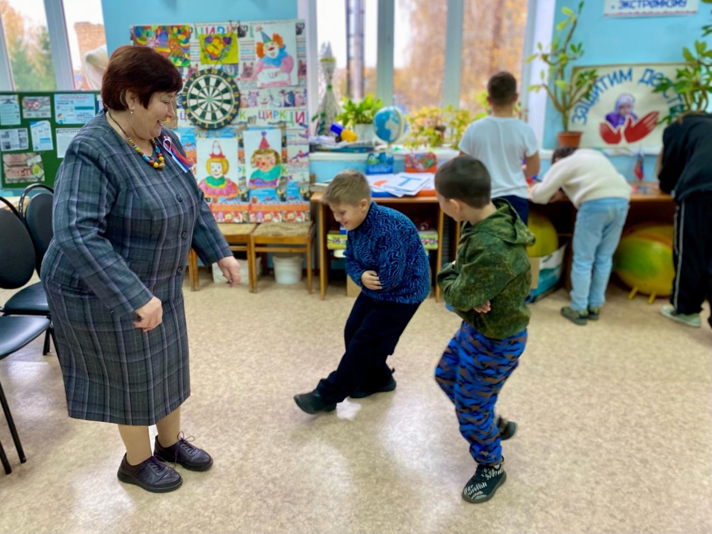 В любительском объединении "Щит и меч" районного Дома культуры 31 октября 2024 года прошла познавательная игровая программа