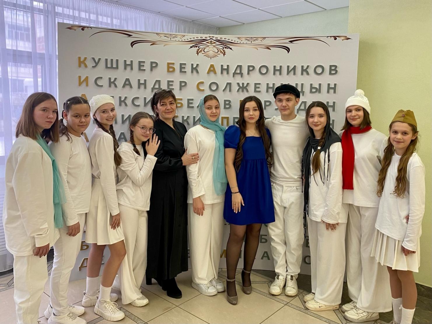 22 ноября в Пензенской областной библиотеке им.М.Ю.Лермонтова открылась XV Межрегиональная книжная выставка-ярмарка «Мир книг на Пензенской земле»