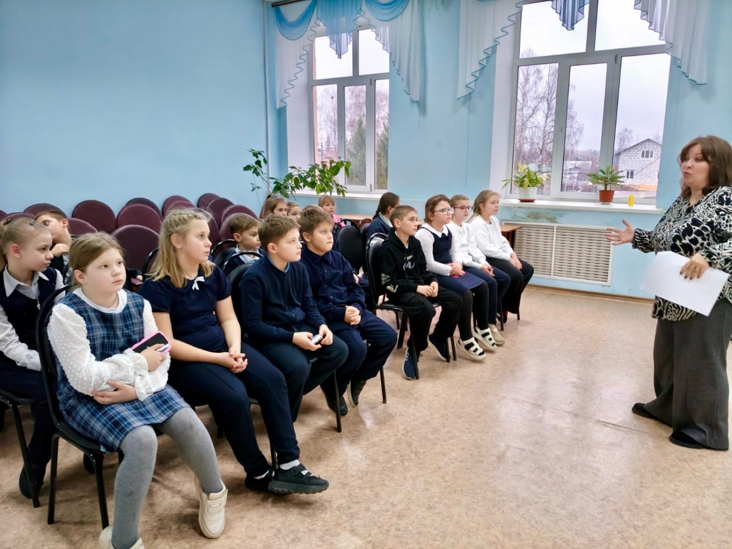 12 ноября 2025 года в детском секторе районного дома культуры состоялся замечательный праздник – познавательно-игровая программа "Синичкин день". 12 ноября 2025 года в детском секторе районного дома культуры состоялся замечательный праздник – познавательно-игровая программа "Синичкин день".
