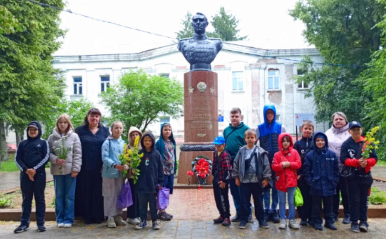27 июня - 58лет со дня смерти Василия Афанасьевича Глазунова. 27 июня - 58лет со дня смерти Василия Афанасьевича Глазунова.
