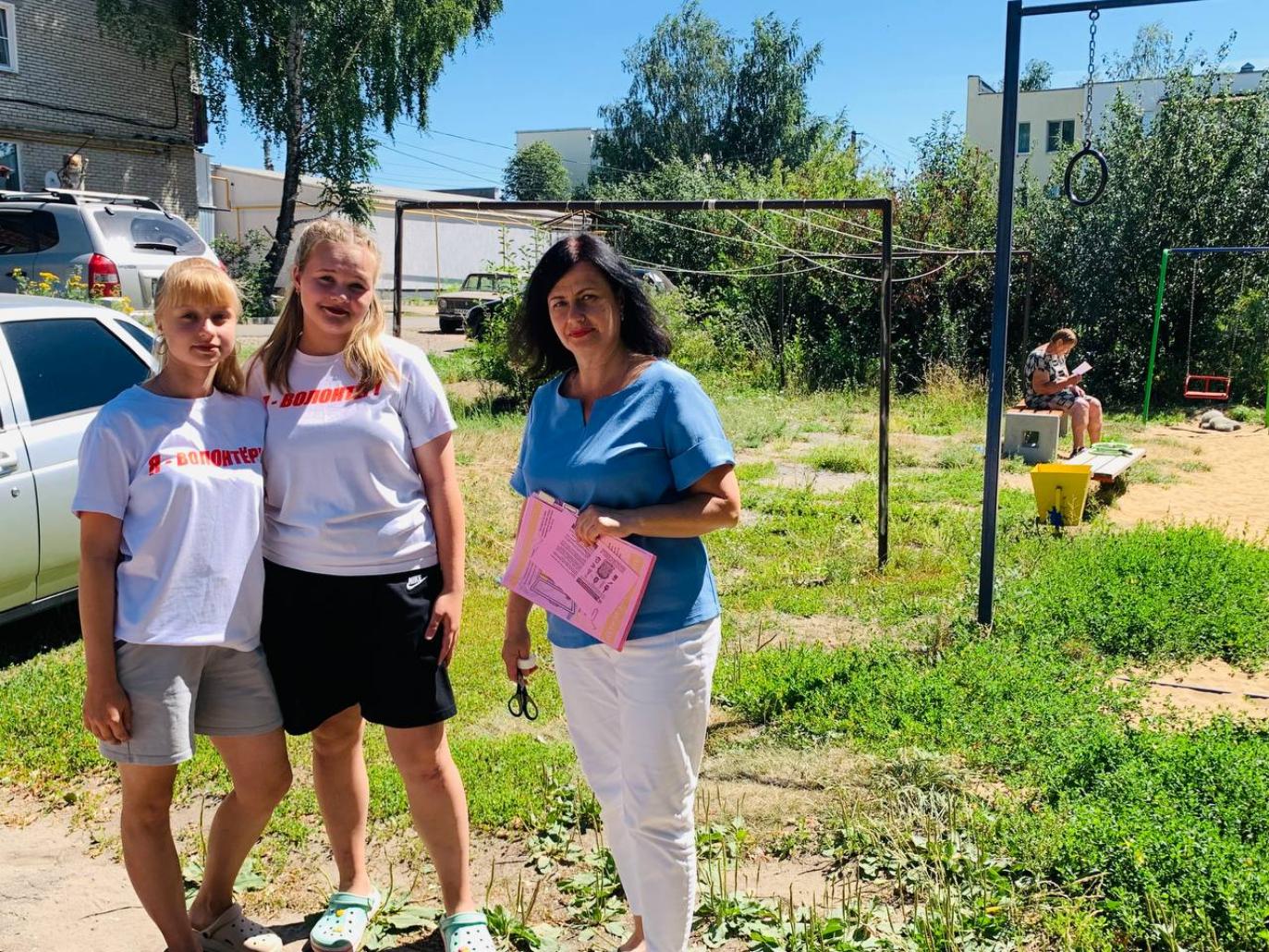 В п.Колышлей по инициативе комиссии по делам несовершеннолетних и защите их прав Колышлейского района проведена акция «Безопасные окна» В п.Колышлей по инициативе комиссии по делам несовершеннолетних и защите их прав Колышлейского района проведена акция «Безопасные окна»