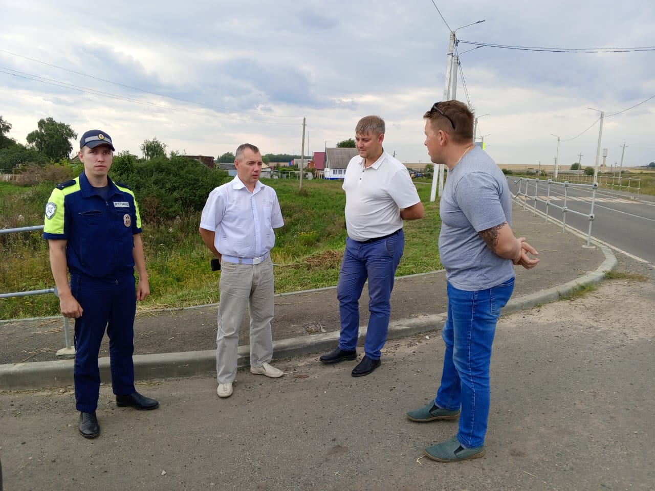 В Администрации Колышлейского района 20.08.2024 г. состоялось заседание межведомственной комиссии по безопасности дорожного движения В Администрации Колышлейского района 20.08.2024 г. состоялось заседание межведомственной комиссии по безопасности дорожного движения
