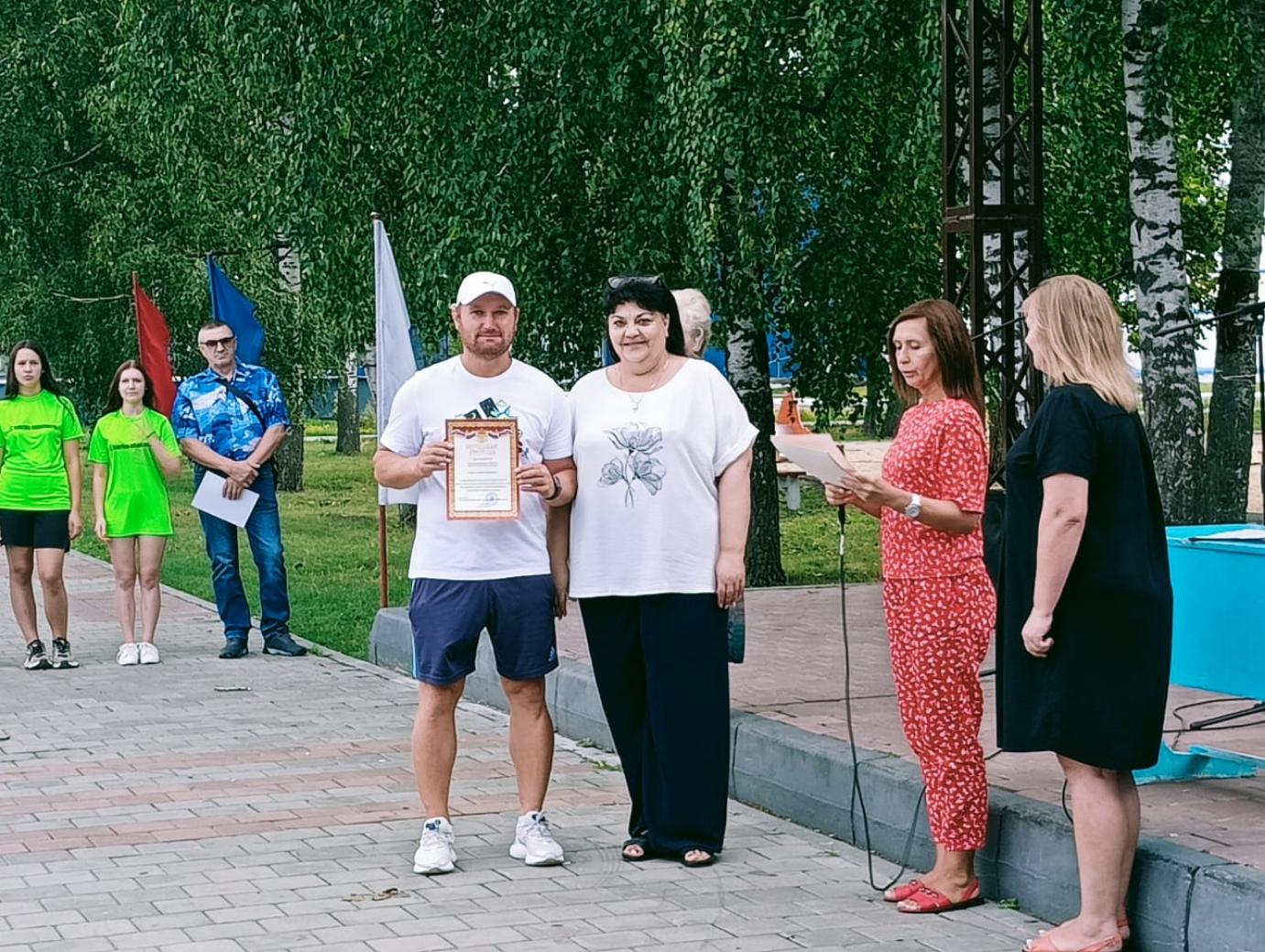 На центральной площади р.п.Колышлей 10 августа  2024 года прошло торжественное мероприятие, посвящённое Всероссийскому Дню физкультурника! 