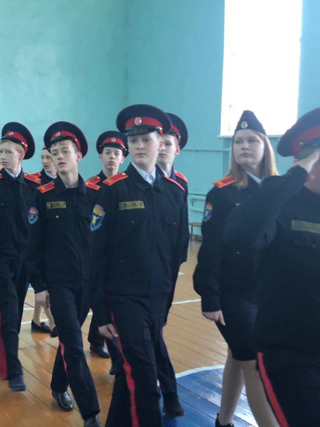 В общеобразовательных учреждениях района прошли уроки мужества и внеклассные мероприятия на тему проведения весенней призывной кампании В общеобразовательных учреждениях района прошли уроки мужества и внеклассные мероприятия на тему проведения весенней призывной кампании