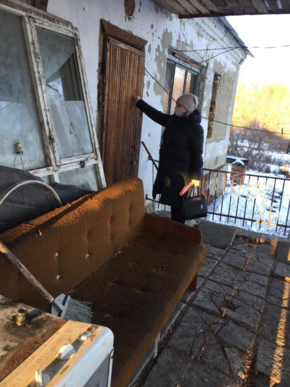Контроль семей в с. Телегино осуществили специалисты КЦСОН