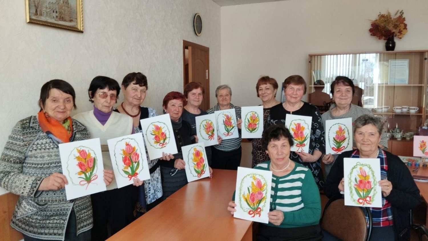 В Центре общения старшего поколения Колышлейского района прошел мастер-класс посвященный  тюльпанам 