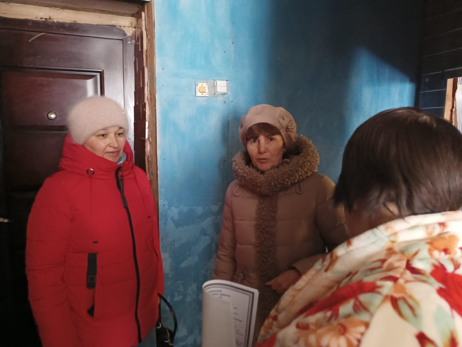 Продолжаются рейды по месту жительства семей, состоящих на профилактическом учете Продолжаются рейды по месту жительства семей, состоящих на профилактическом учете