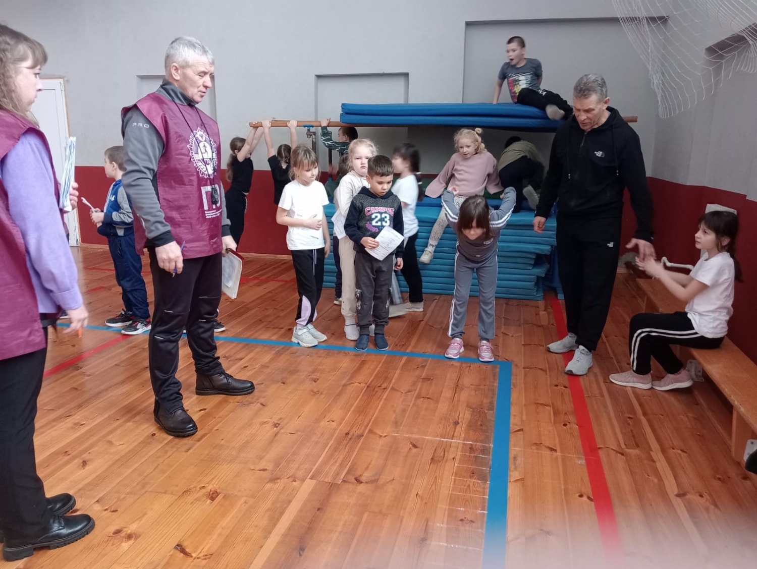 Продолжается тестирование нормативов ВФСК «ГТО» в МОУ СОШ №2 р.п.Колышлей