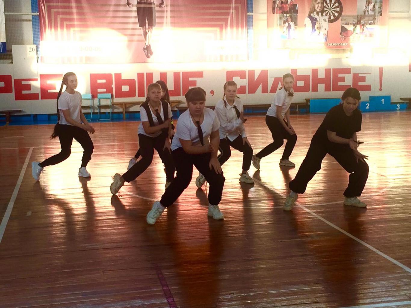 В ФОКе «Олимп» 26 декабря 2021 года прошло Первенство Колышлейского района по фитнес-аэробике среди команд Колышлейского района В ФОКе «Олимп» 26 декабря 2021 года прошло Первенство Колышлейского района по фитнес-аэробике среди команд Колышлейского района