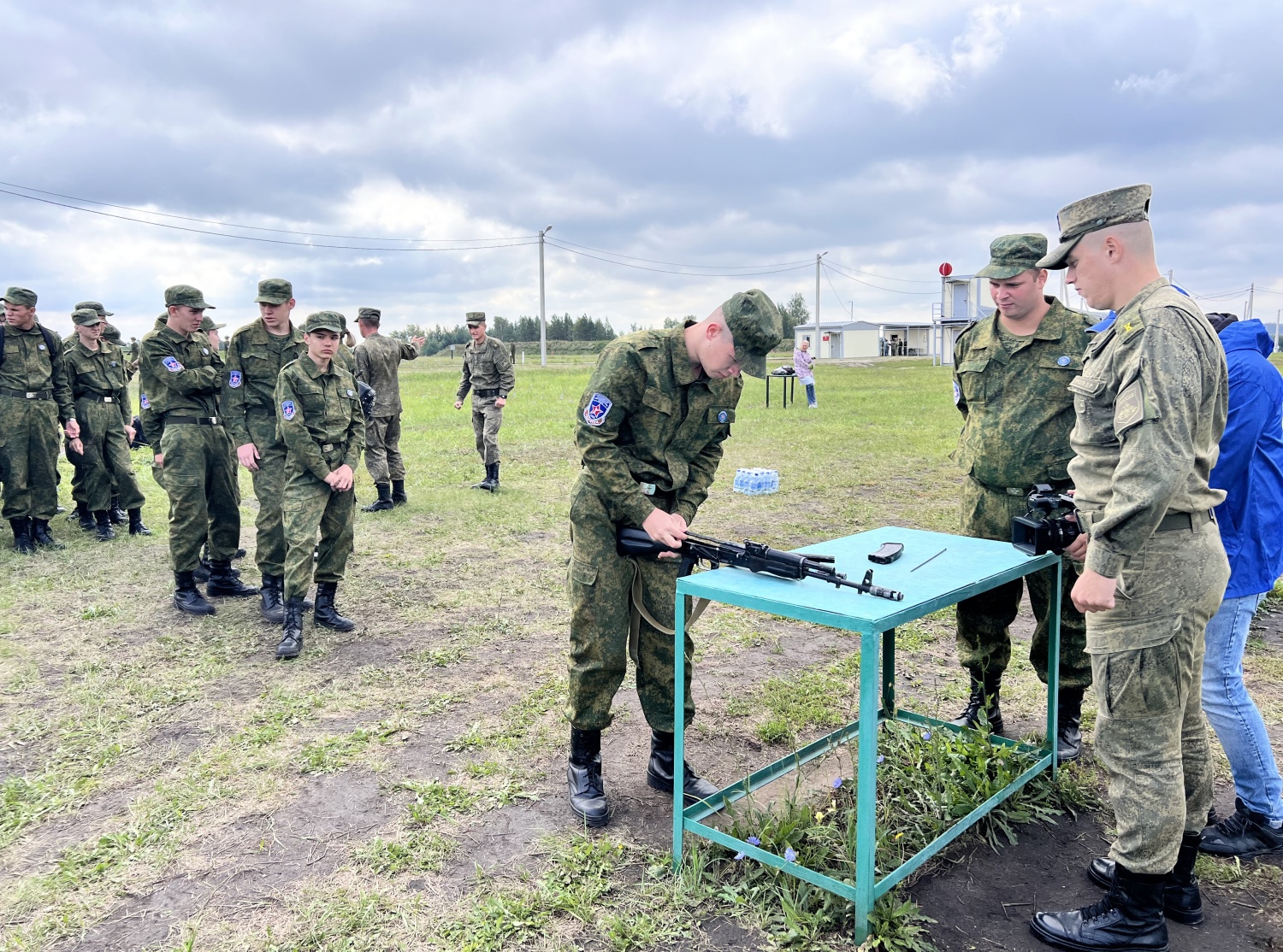 Участники сборов «Гвардеец» побывали на полевых учениях
