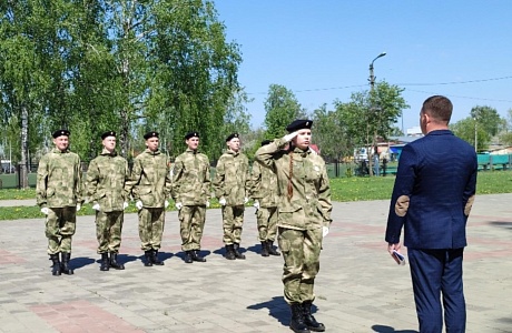 На центральной площади р.п. Колышлей 5 мая  2025 года  состоялся муниципальный этап  детско-юношеской военно-спортивной игры "Орлёнок" 
