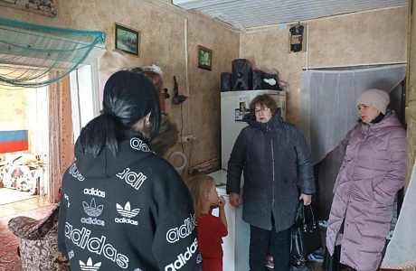 26 февраля 2024 года состоялся межведомственный рейд в с.Берёзовка и д. Алферьевка по поступившему сигналу о неблагополучии в двух многодетных семьях 26 февраля 2024 года состоялся межведомственный рейд в с.Берёзовка и д. Алферьевка по поступившему сигналу о неблагополучии в двух многодетных семьях