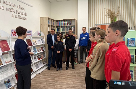 8 сентября в районной библиотеке проведен патриотический час «Их подвиг будет обжигать сердца» 8 сентября в районной библиотеке проведен патриотический час «Их подвиг будет обжигать сердца»