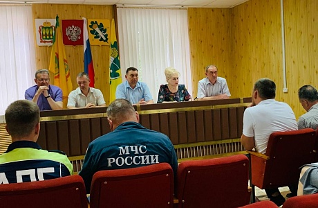 В Администрации Колышлейского района 4 июня 2024 года состоялось заседание межведомственной комиссии по безопасности дорожного движения