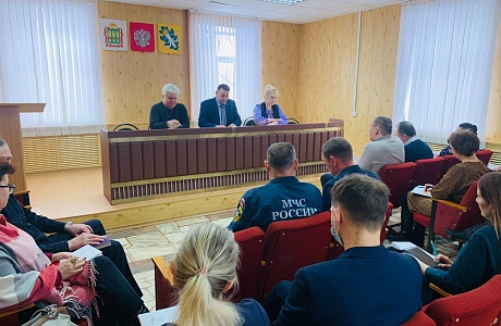 В Администрации Колышлейского района 21 февраля 2023 года глава администрации района Михаил Максимов провел совещание В Администрации Колышлейского района 21 февраля 2023 года глава администрации района Михаил Максимов провел совещание