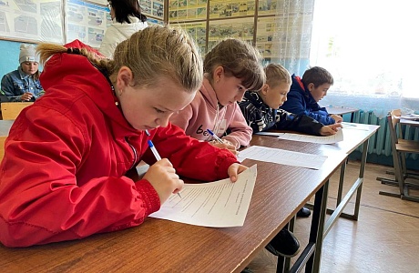      Ежегодно в апреле в Колышлейском  районе стало традиционным проведение конкурса юных инспекторов дорожного движения «Безопасное колесо»