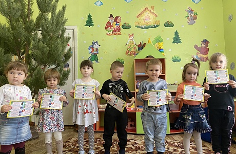 22 декабря 2022 года  в МБДОУ «Колосок» с. Трескино проведена профилактическая беседа на тему «Дорожные знаки»