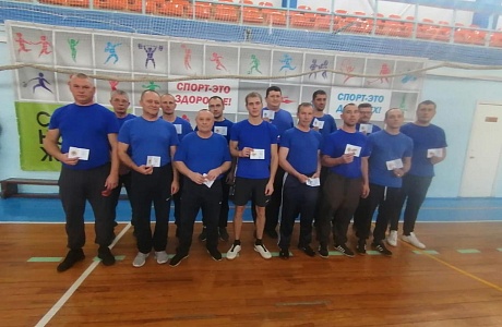 В ФОК «Олимп» р.п.Колышлей 26 октября 2024 года состоялось торжественное вручение знаков «Готов к труду и обороне»