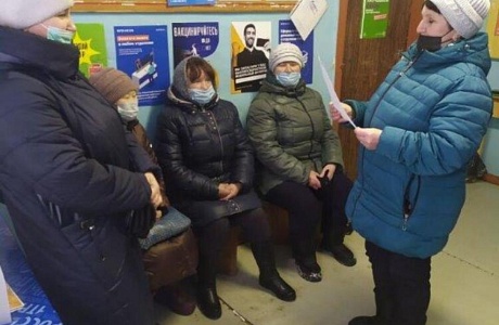 Клубы для пожилых людей предлагают помощь, советы, организовывают отдых и досуг