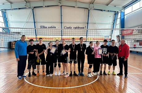 В ФОКе «Олимп» р.п.Колышлей 1 июня 2026 года прошёл турнир по волейболу среди учащихся МБОУ ДО «ДЮСШ Колышлейского района» 