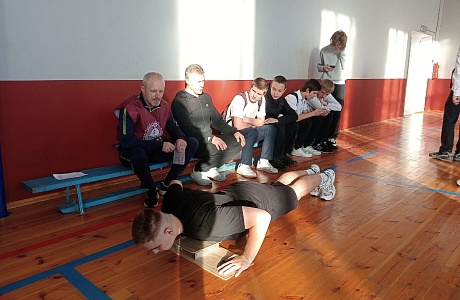В школе №2 п. Колышлей 9 декабря проходило тестирование нормативов ВФСК «ГТО»