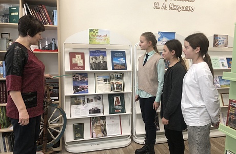 В районной библиотеке для пользователей 3 февраля была проведена историко–краеведческая экскурсия «Здесь родины моей начало»